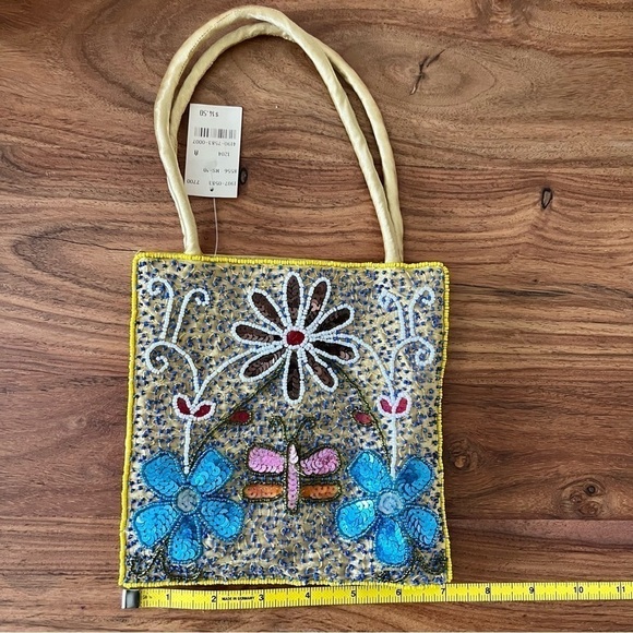 NWT Floral Beaded Mini Purse - Picture 4 of 5